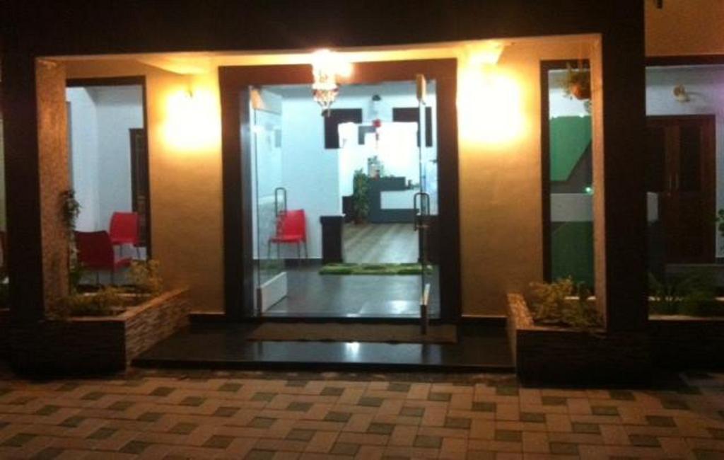 Thekkady Spice Valley Holiday Hotel Zewnętrze zdjęcie